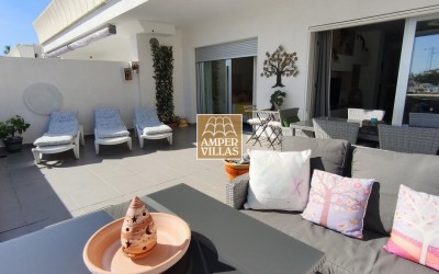 BEAUTIFUL, MODERN FLAT WITH A SPACIOUS TERRACE AND SEA VIEWS